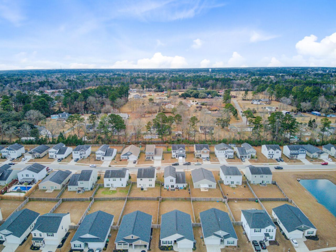 142 Clydesdale Circle Photo 51