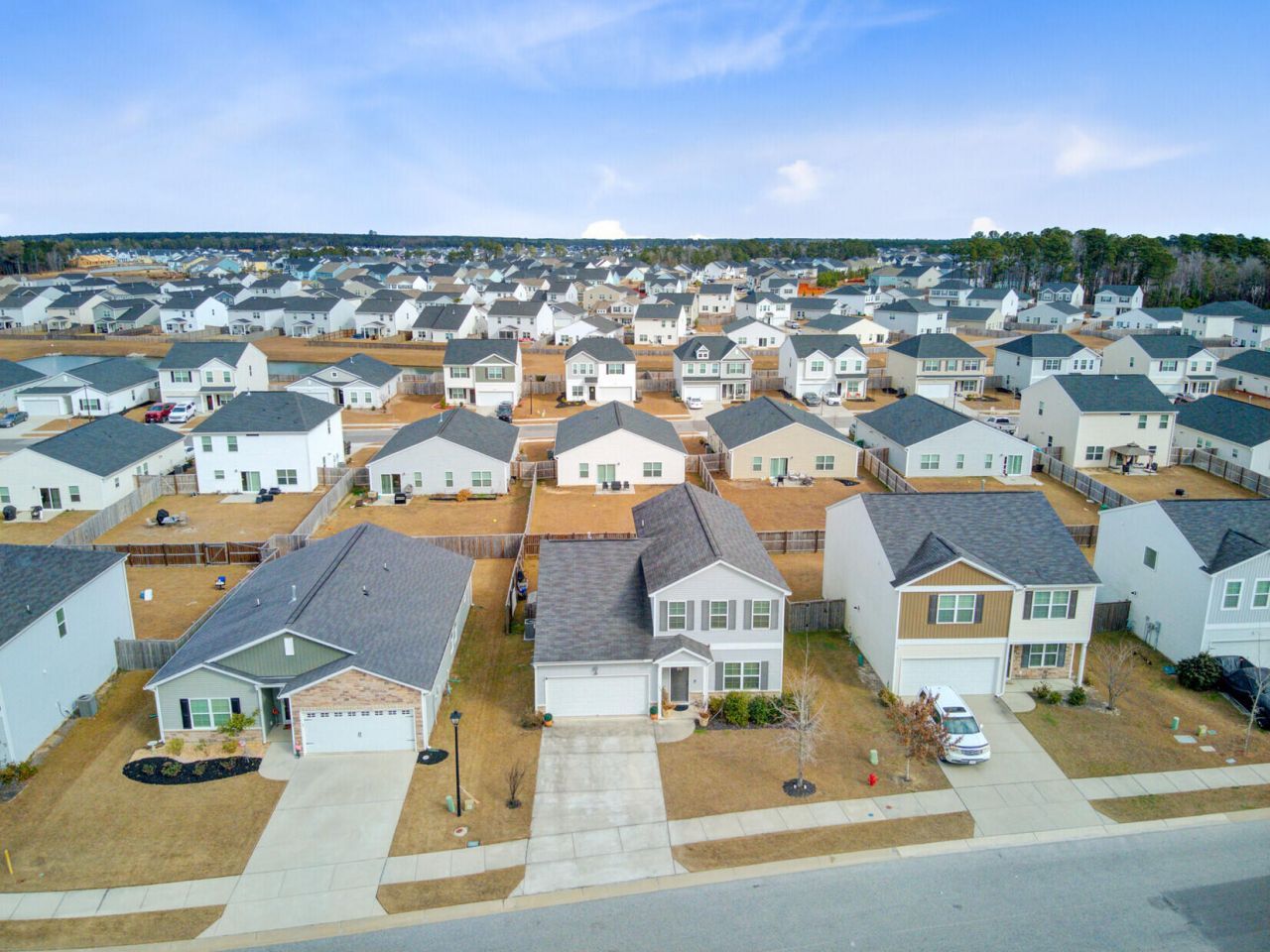 142 Clydesdale Circle Photo 53