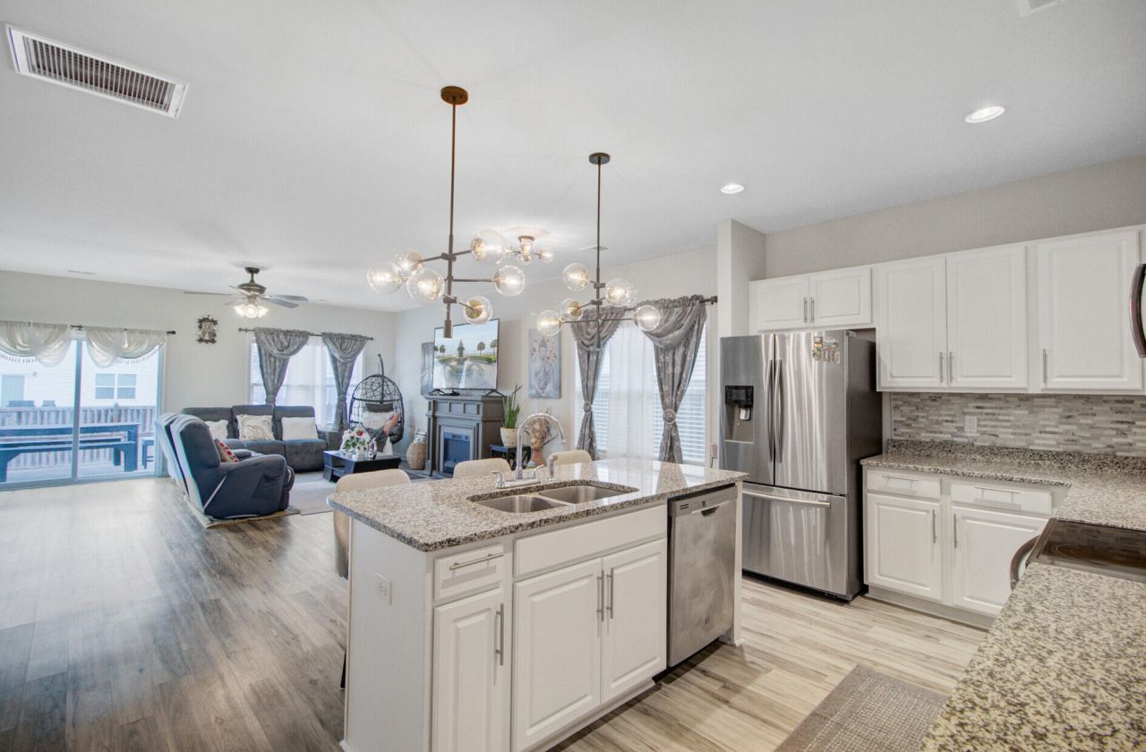 142 Clydesdale Circle Photo 7