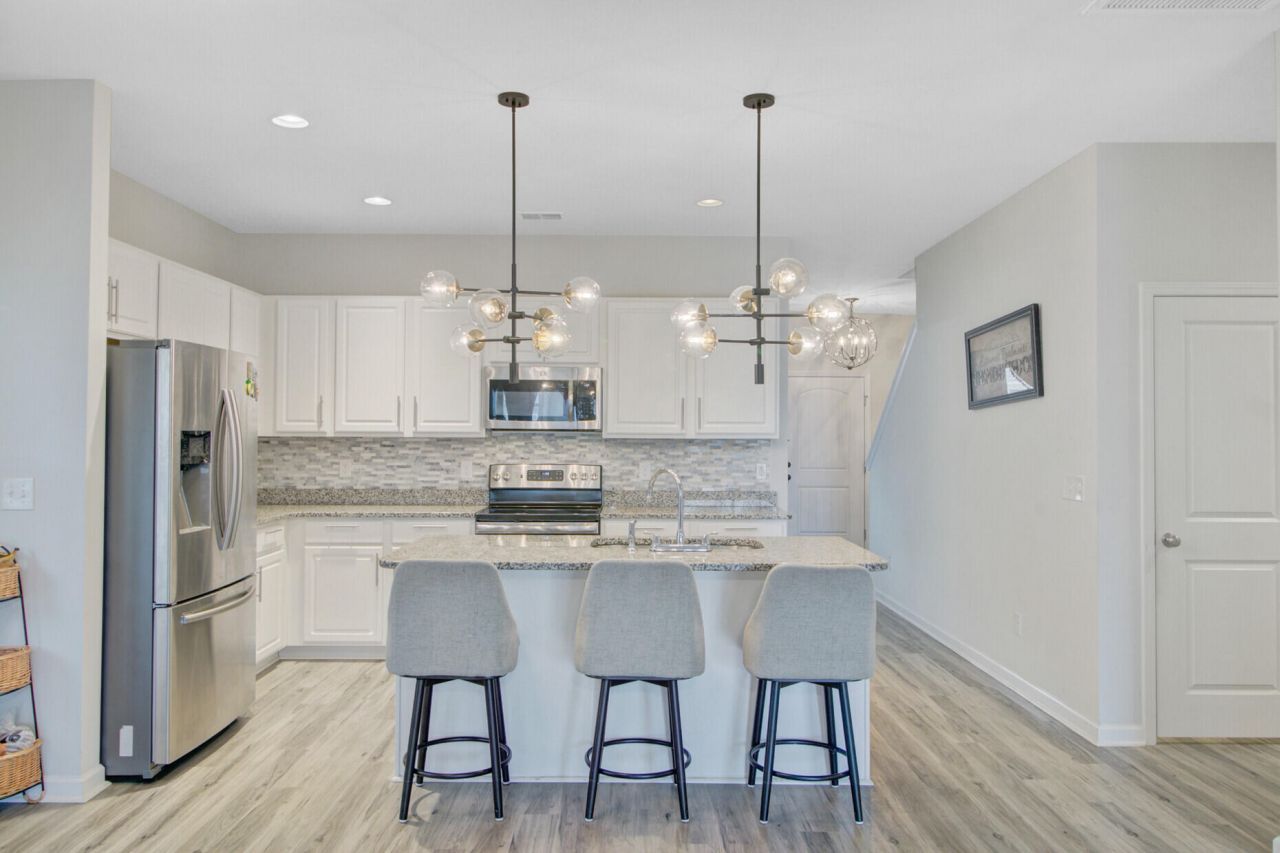 142 Clydesdale Circle Photo 8