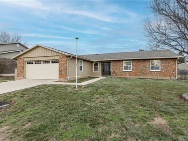 2096 Sierra Trail, Xenia, OH 45385