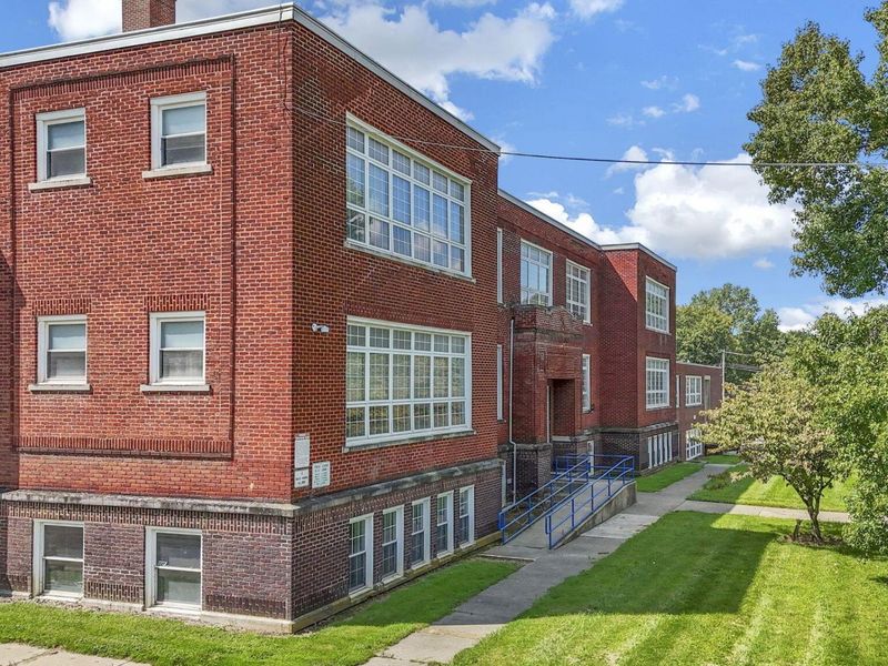709 Deacon Street, Hebron, OH 43025 Photo 1