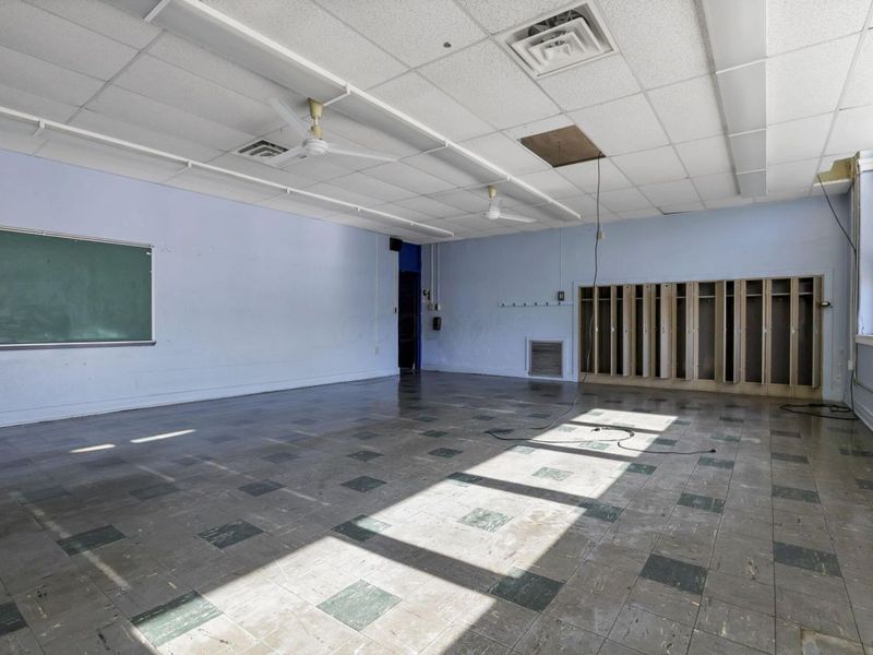 709 Deacon Street, Hebron, OH 43025 Photo 11