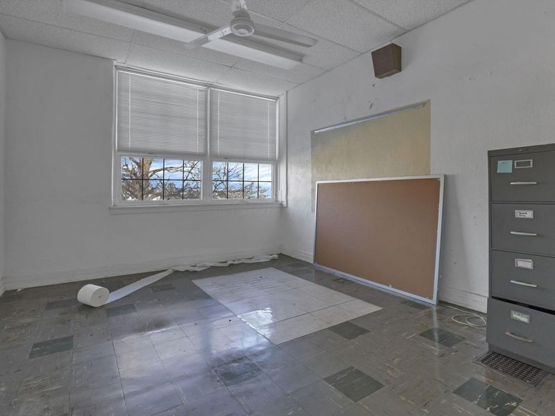 709 Deacon Street, Hebron, OH 43025 Photo 6