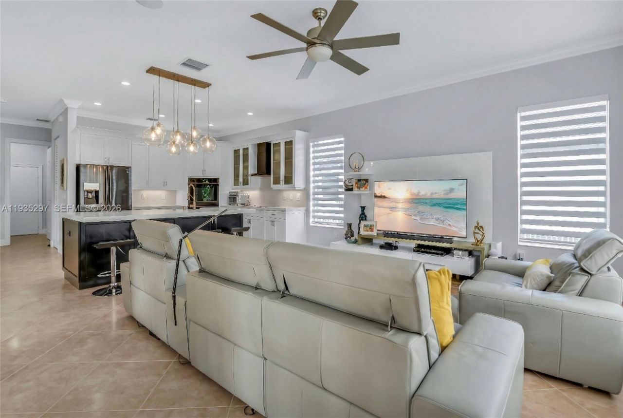 5311 SW 184th Way, Miramar, FL 33029 Photo