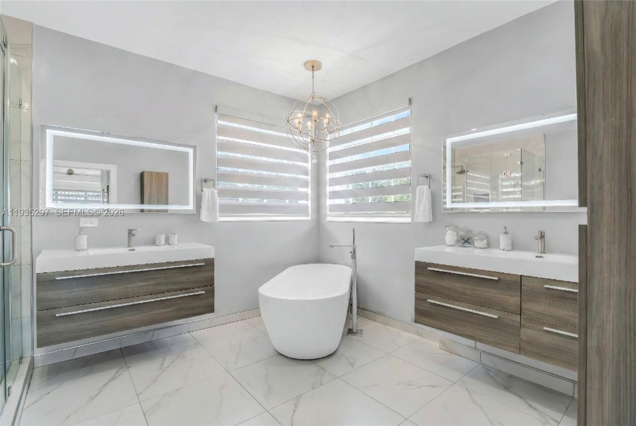 5311 SW 184th Way, Miramar, FL 33029 Photo