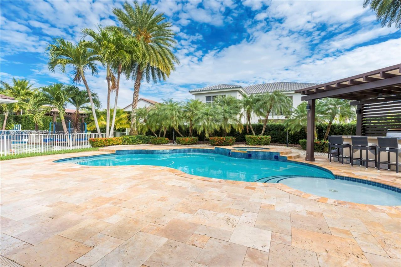 5311 SW 184th Way, Miramar, FL 33029 Photo