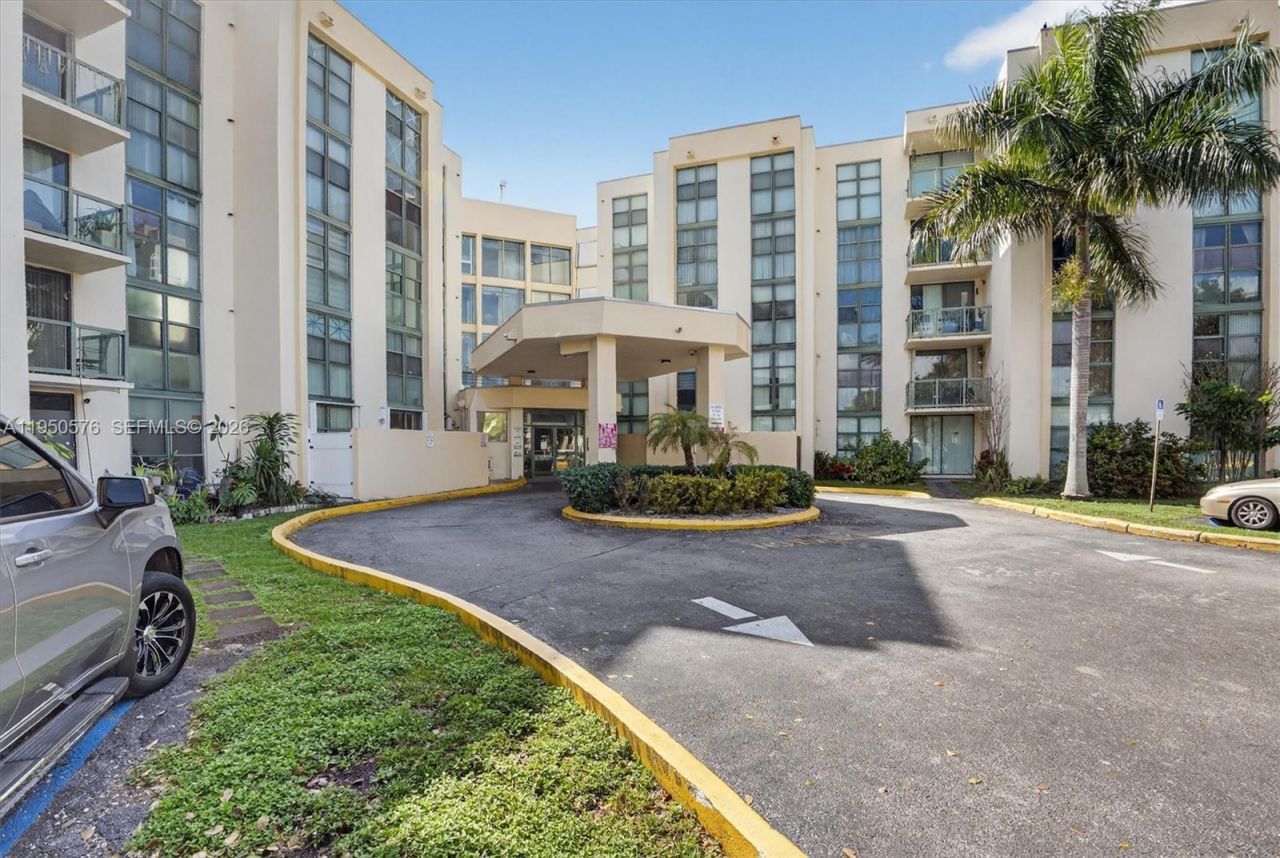 2075 SW 122nd Ave , Unit 531, Miami, FL 33175 Photo