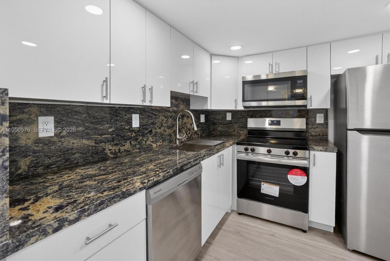 2075 SW 122nd Ave , Unit 531, Miami, FL 33175 Photo