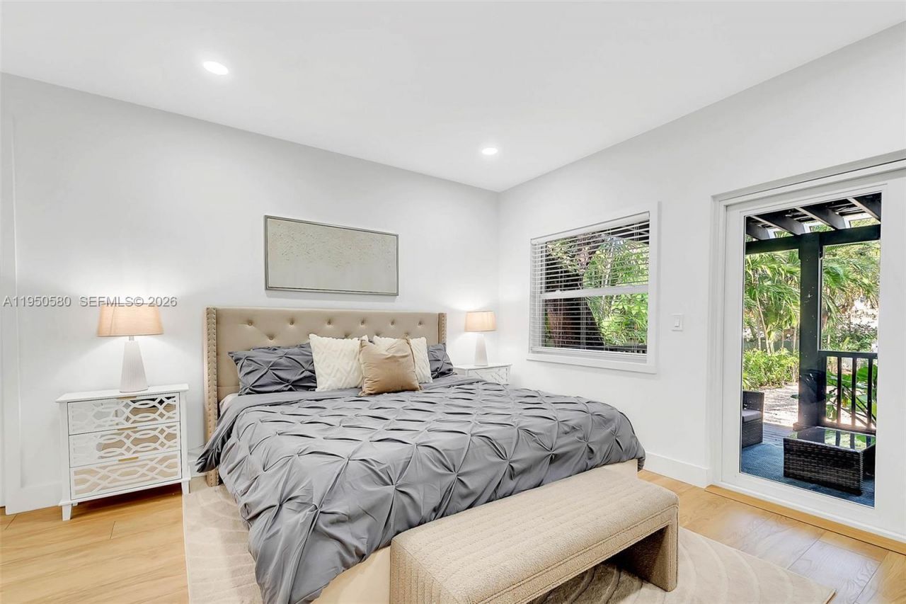 1702 Espanola Dr, Miami, FL 33133 Photo