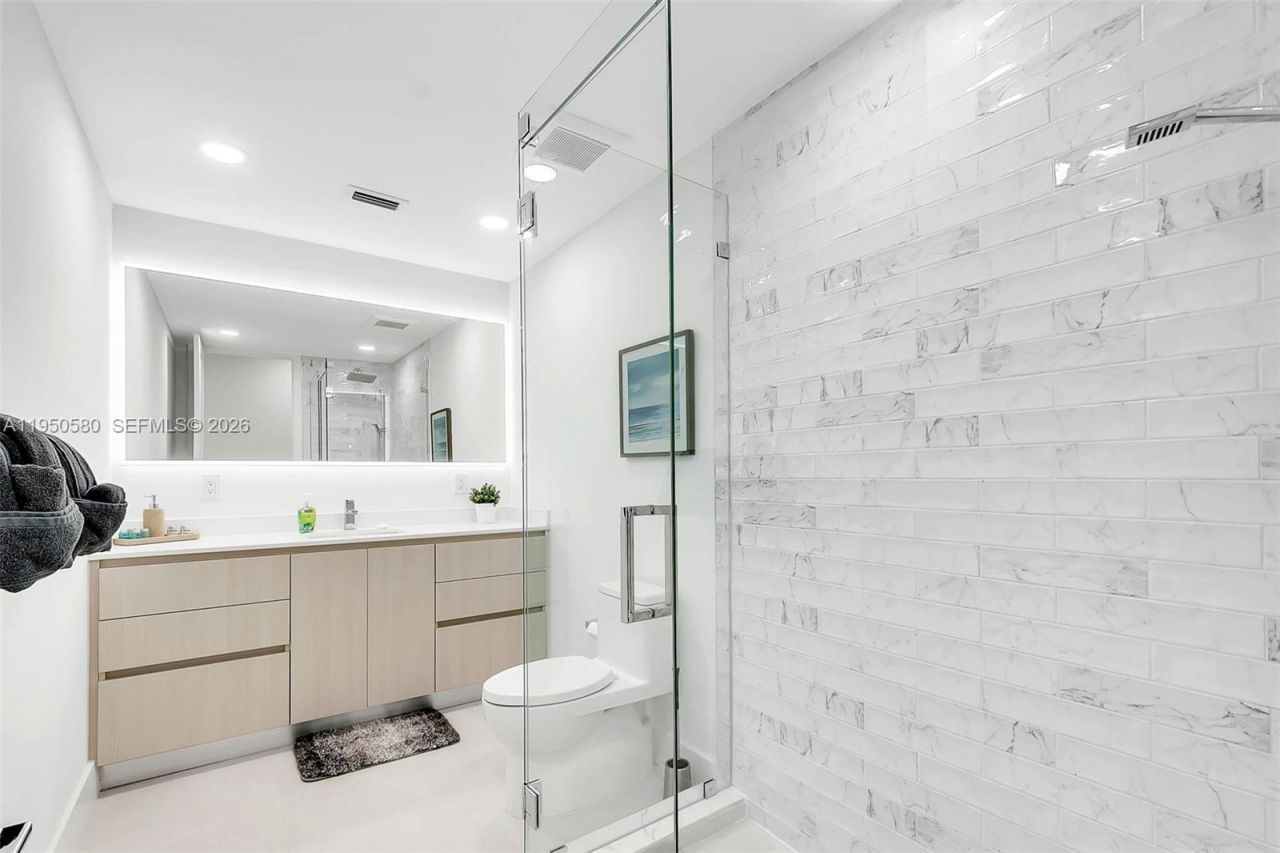 1702 Espanola Dr, Miami, FL 33133 Photo