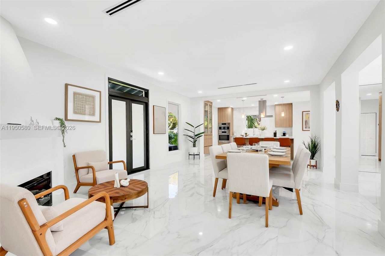 1702 Espanola Dr, Miami, FL 33133 Photo