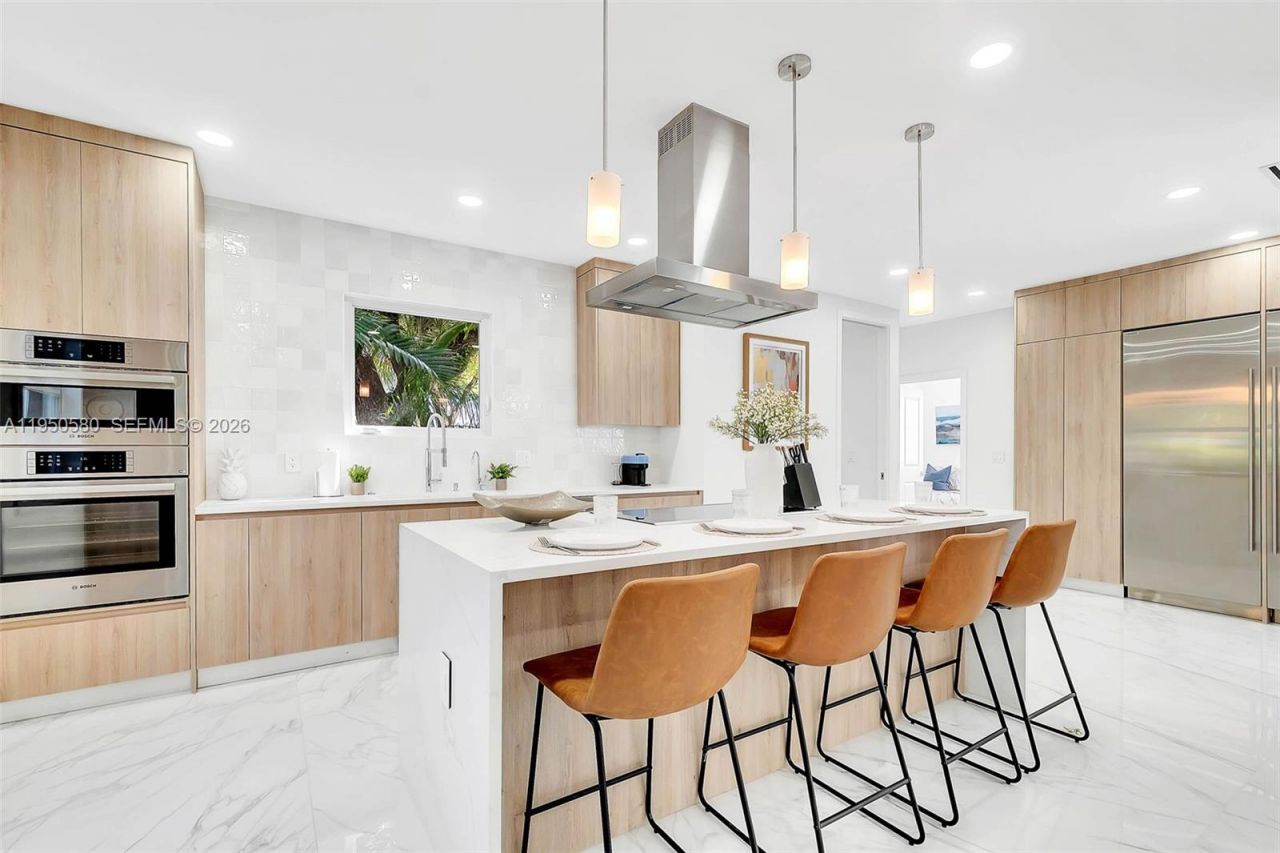 1702 Espanola Dr, Miami, FL 33133 Photo