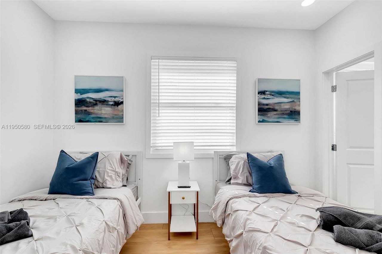 1702 Espanola Dr, Miami, FL 33133 Photo