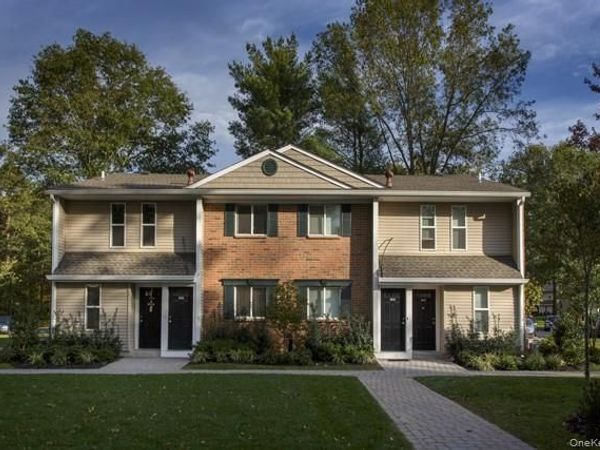1 Country Club Drive , Unit C, Coram, NY 11727