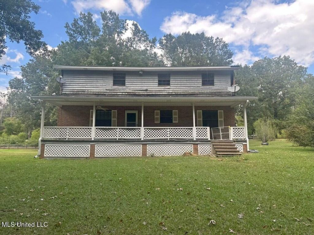 147 Twelve Oaks Trace, Canton, MS 39046 Main Photo