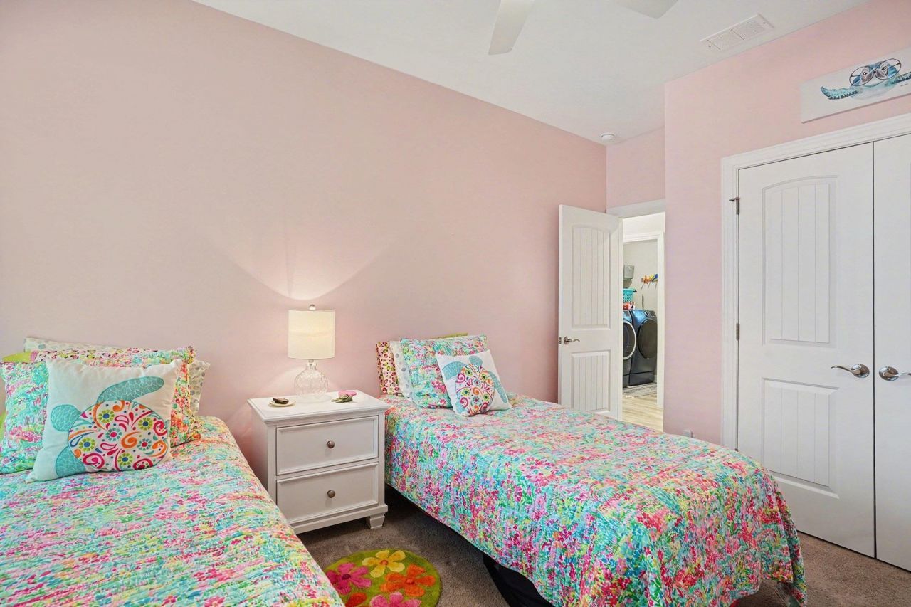 590 Cascade Loop Photo 16