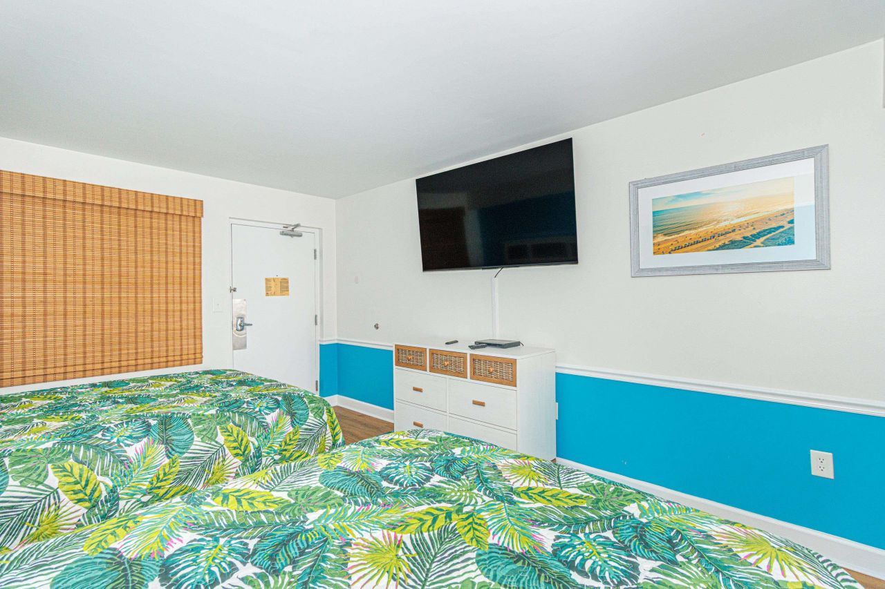 2000 N Ocean Blvd. Photo 17