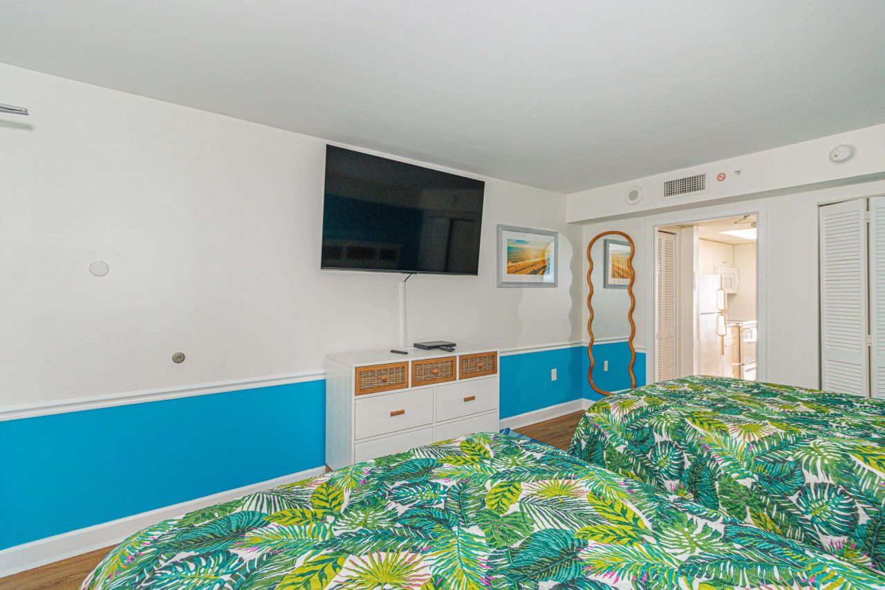 2000 N Ocean Blvd. Photo 19