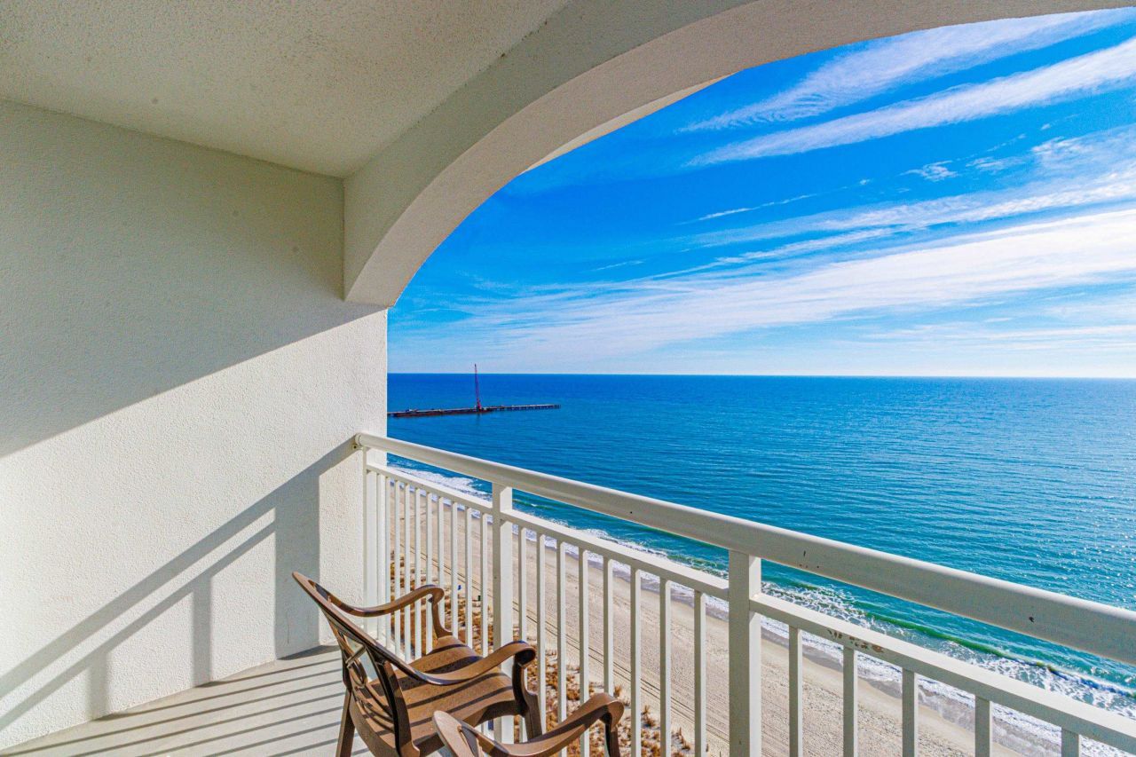 2000 N Ocean Blvd. Photo 24