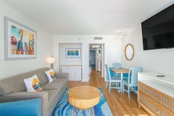 2000 N Ocean Blvd. photo 4