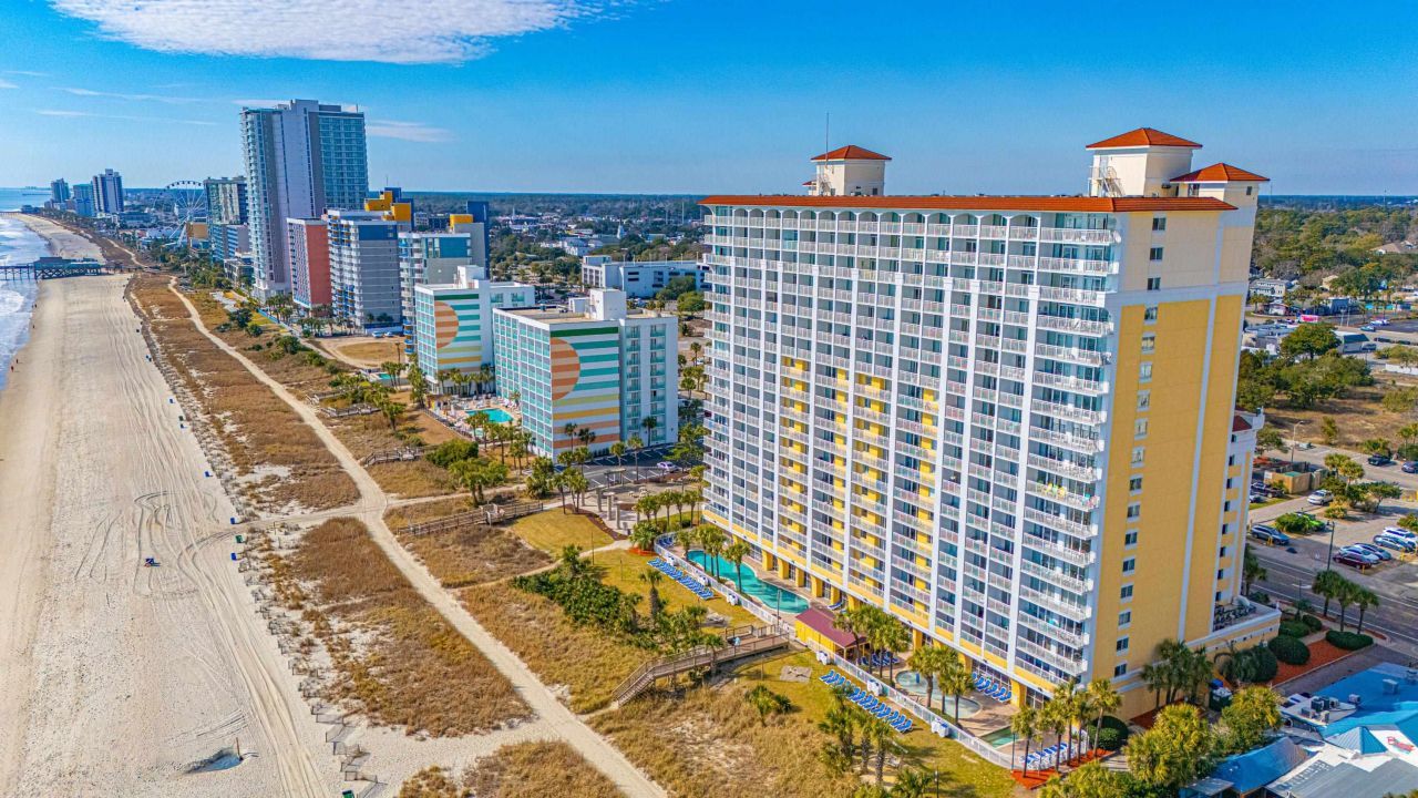 2000 N Ocean Blvd. Photo 40