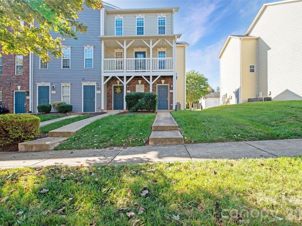 118 Steam Engine Drive, Unit 201, Mooresville, NC 28115