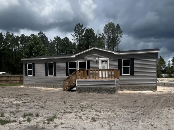 1119 NE COUNTY ROAD 125, Lawtey, FL 32058