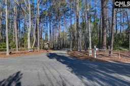 162 Baskin Hills Road photo 4