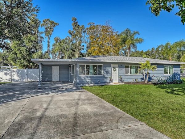 209 BRIGGS COURT, SARASOTA, FL 34237
