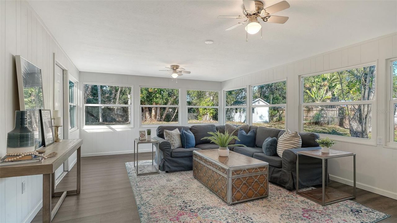 209 Briggs Court, Sarasota, FL 34237 Photo