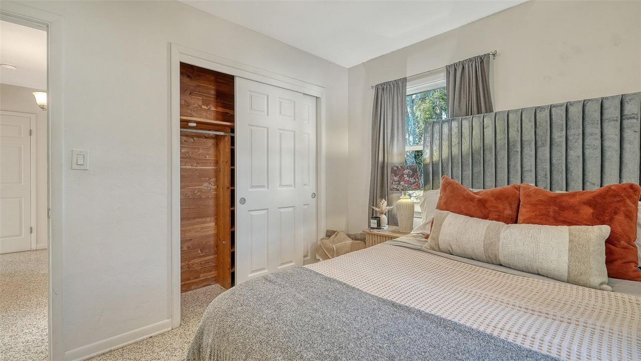 209 Briggs Court, Sarasota, FL 34237 Photo