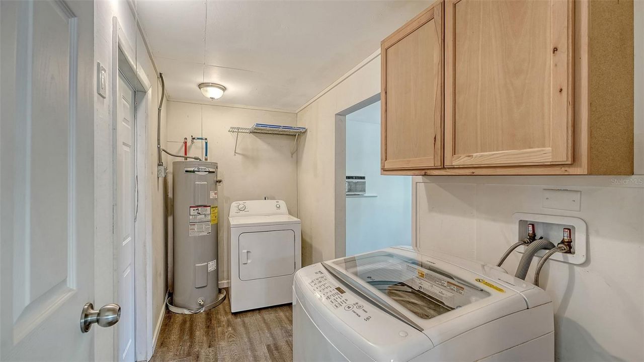 209 Briggs Court, Sarasota, FL 34237 Photo