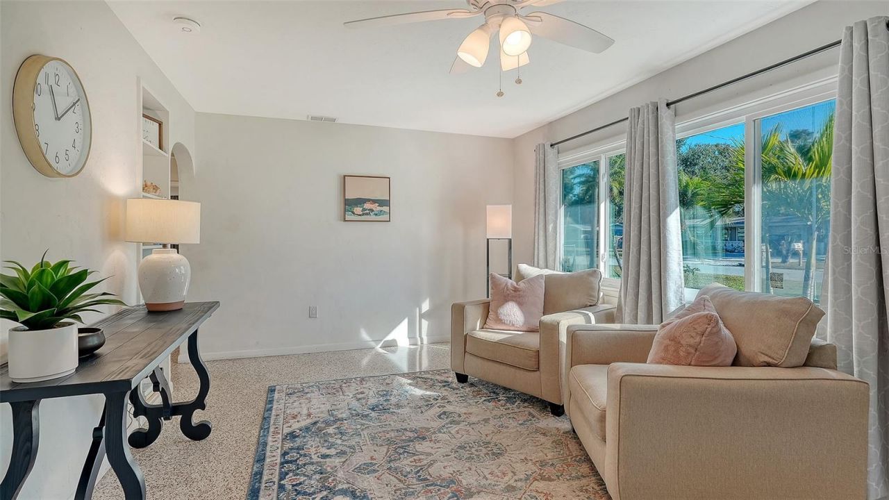209 Briggs Court, Sarasota, FL 34237 Photo