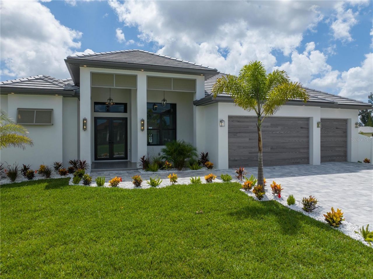 109 NW 35th Place, Cape Coral, FL 33993 Photo