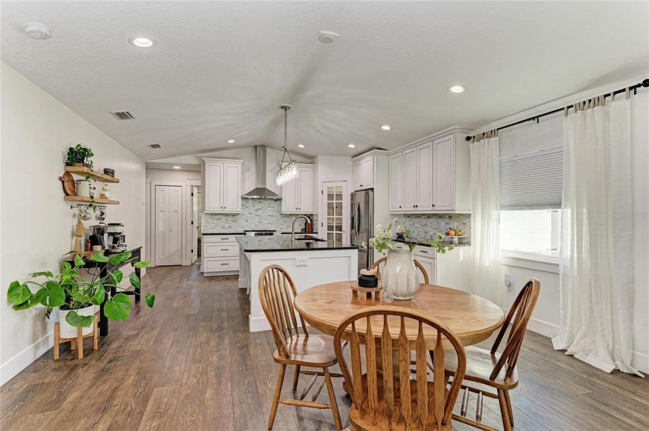 606 19th Avenue W, Palmetto, FL 34221 Photo