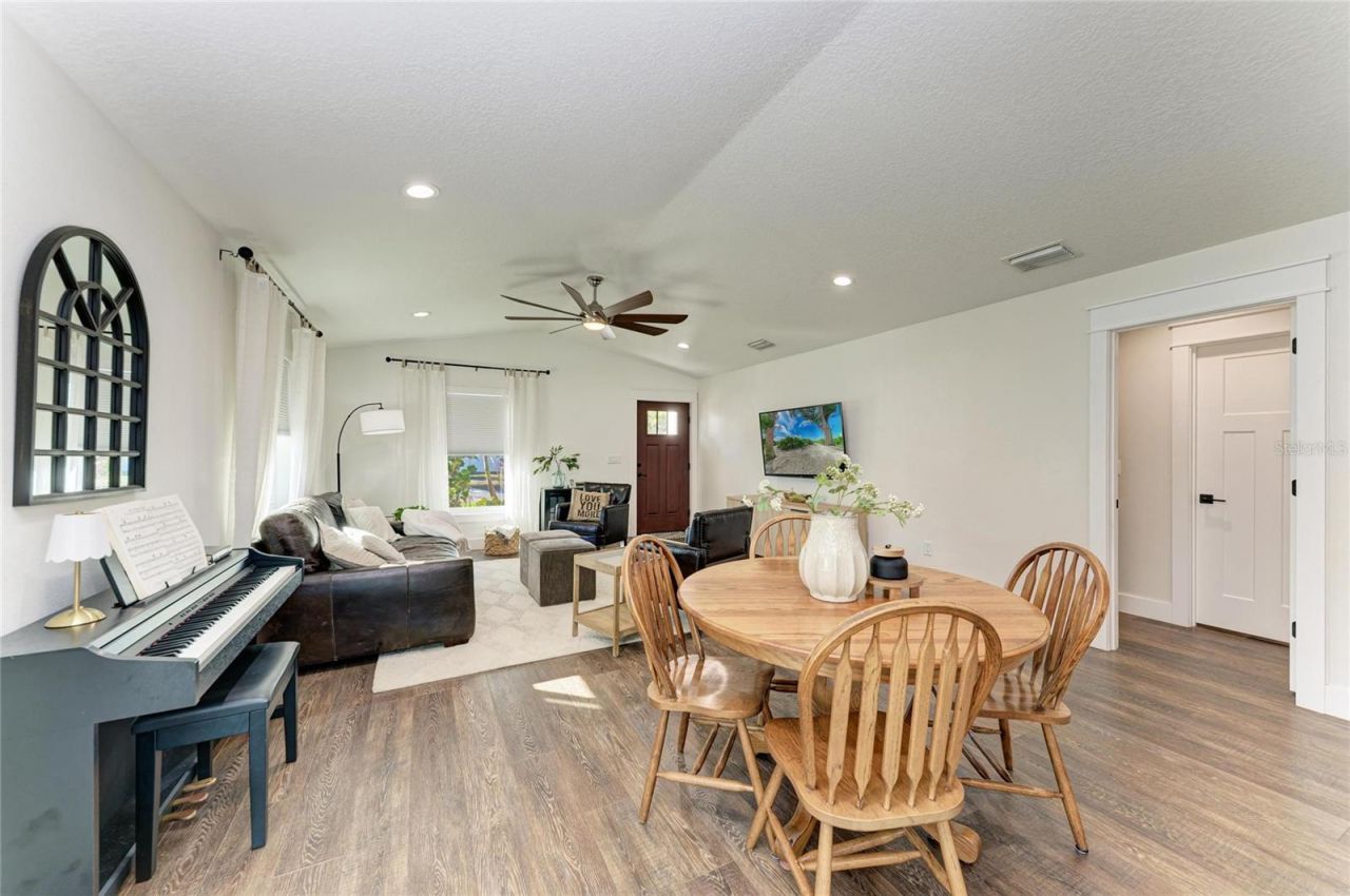 606 19th Avenue W, Palmetto, FL 34221 Photo