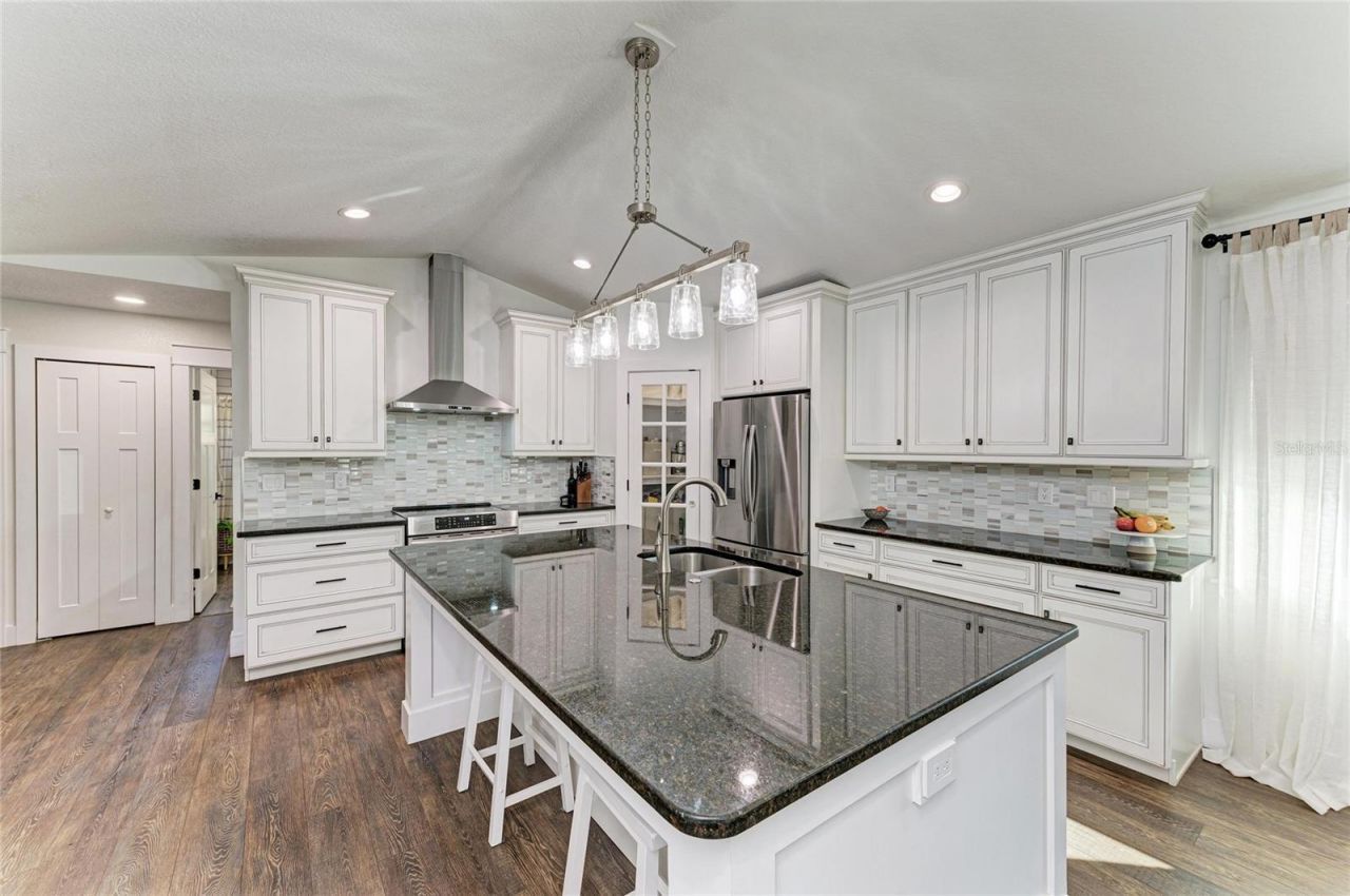 606 19th Avenue W, Palmetto, FL 34221 Photo