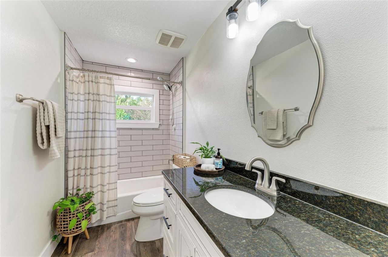 606 19th Avenue W, Palmetto, FL 34221 Photo