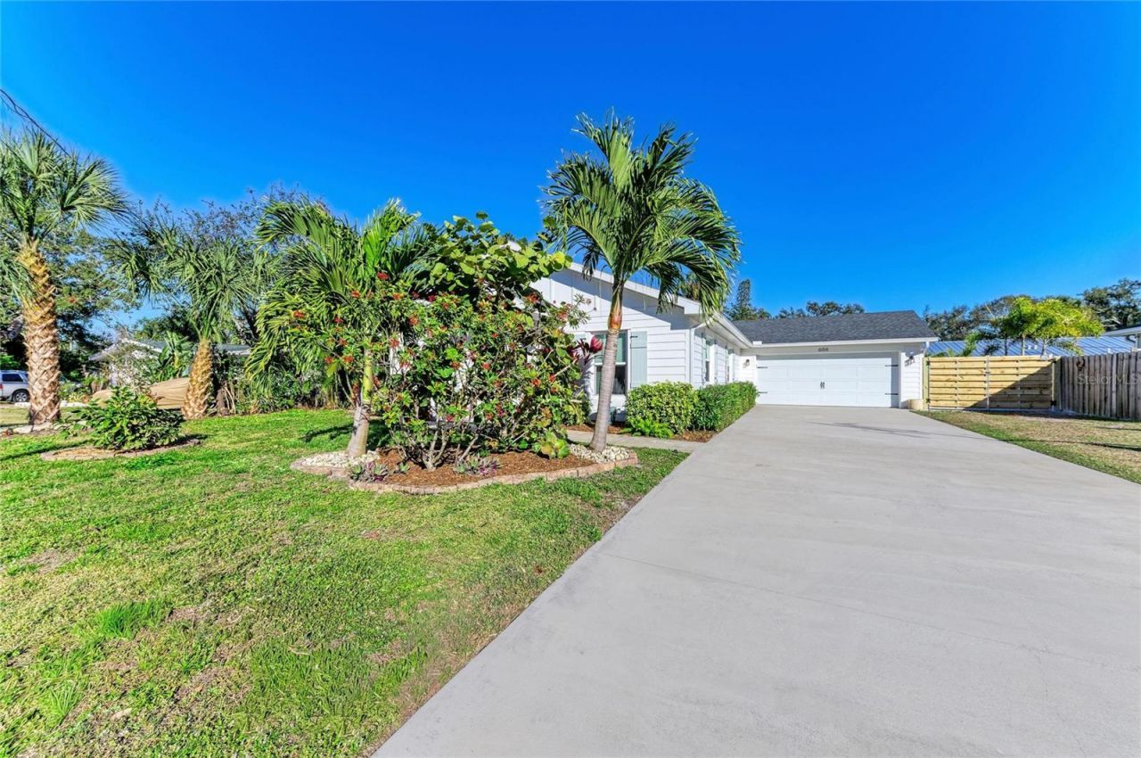 606 19th Avenue W, Palmetto, FL 34221 Photo