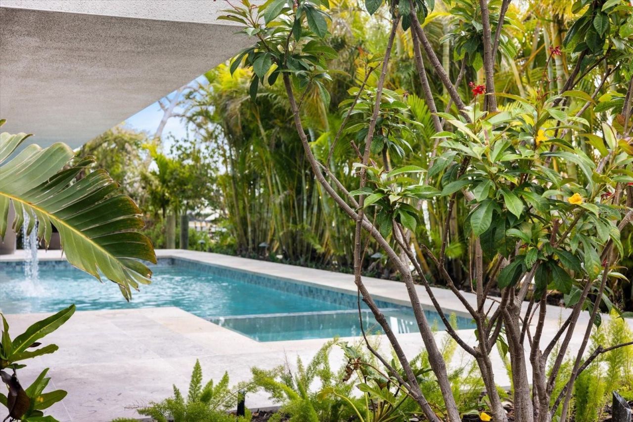 600 De Narvaez Drive, Longboat Key, FL 34228 Photo