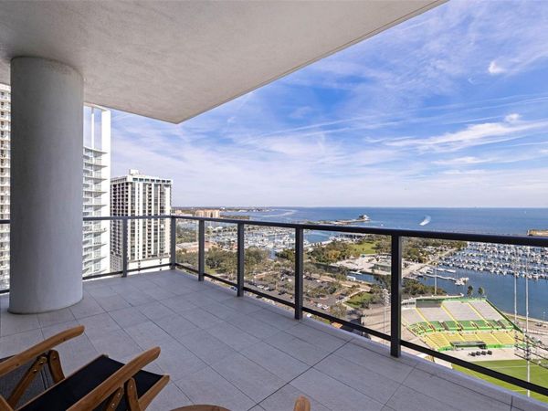 301 1ST STREET S, Unit 2103, ST PETERSBURG, FL 33701