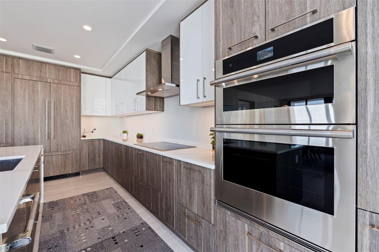 301 1st Street S, Unit 2103, Saint Petersburg, FL 33701 Photo