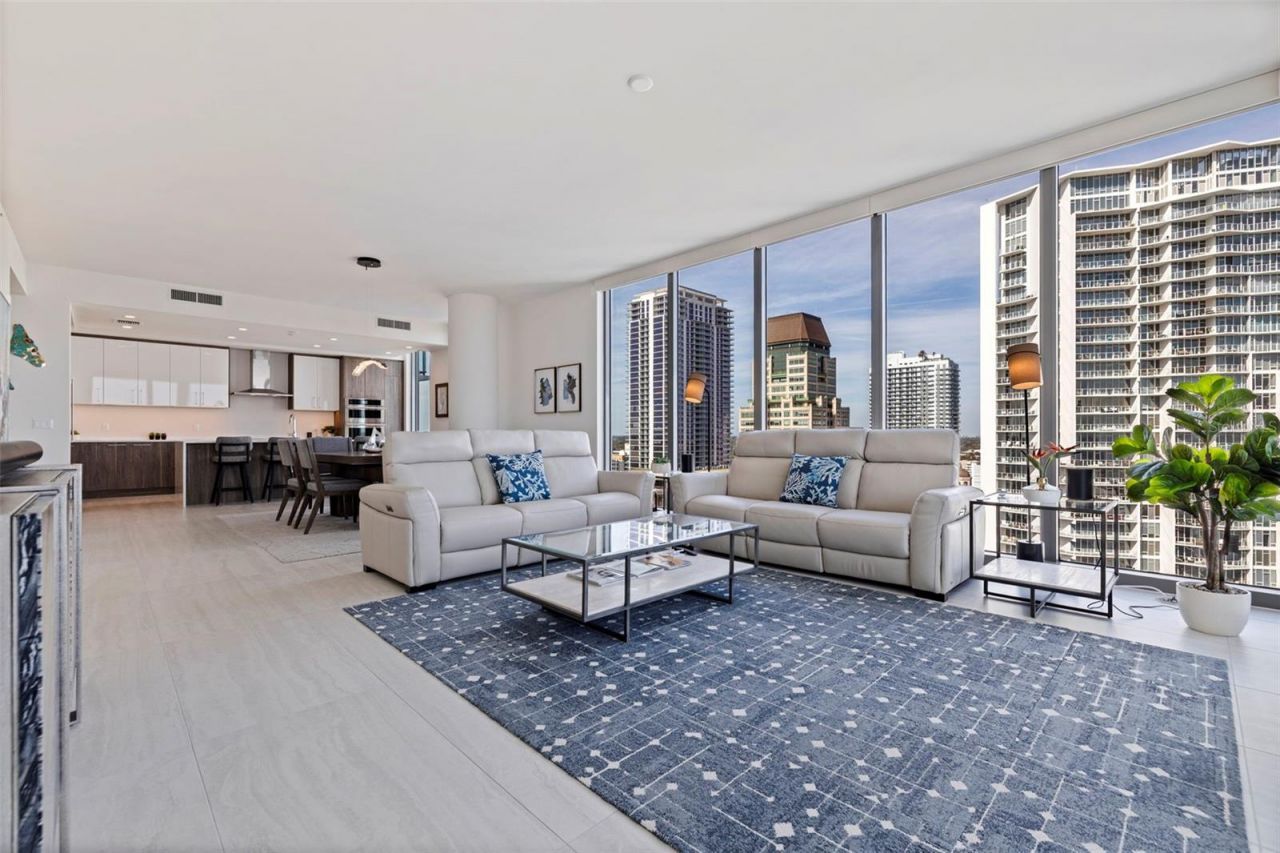 301 1st Street S, Unit 2103, Saint Petersburg, FL 33701 Photo