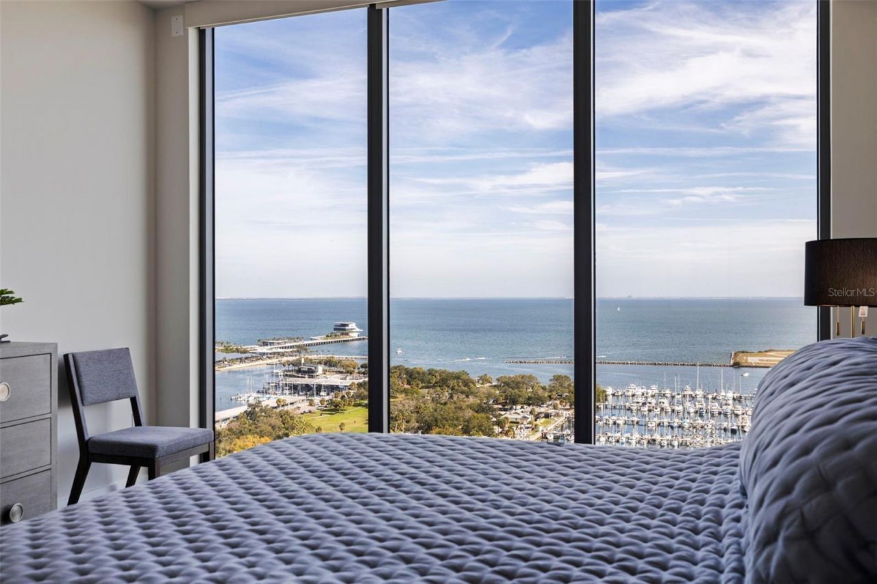 301 1st Street S, Unit 2103, Saint Petersburg, FL 33701 Photo