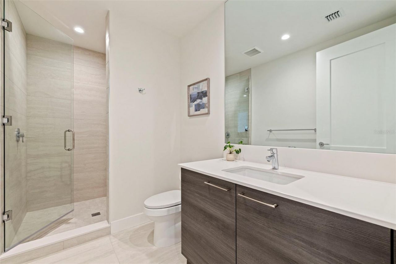 301 1st Street S, Unit 2103, Saint Petersburg, FL 33701 Photo