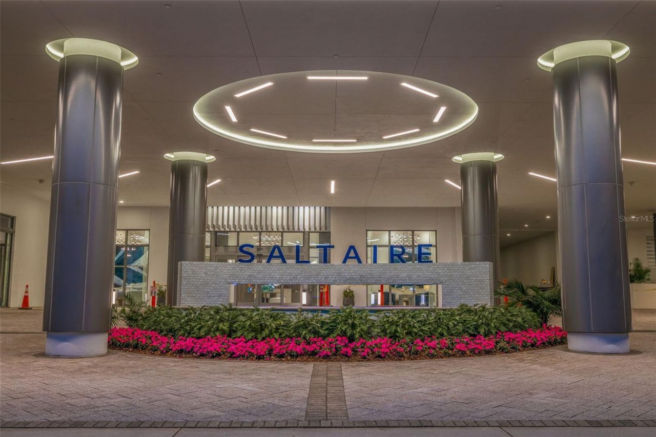 301 1st Street S, Unit 2103, Saint Petersburg, FL 33701 Photo