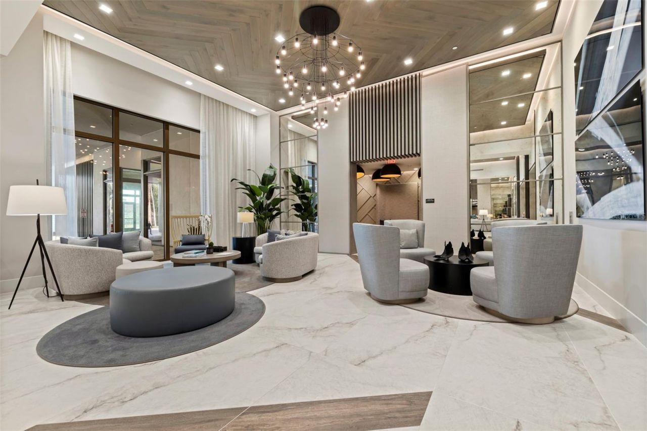 301 1st Street S, Unit 2103, Saint Petersburg, FL 33701 Photo