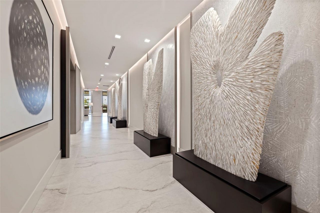 301 1st Street S, Unit 2103, Saint Petersburg, FL 33701 Photo