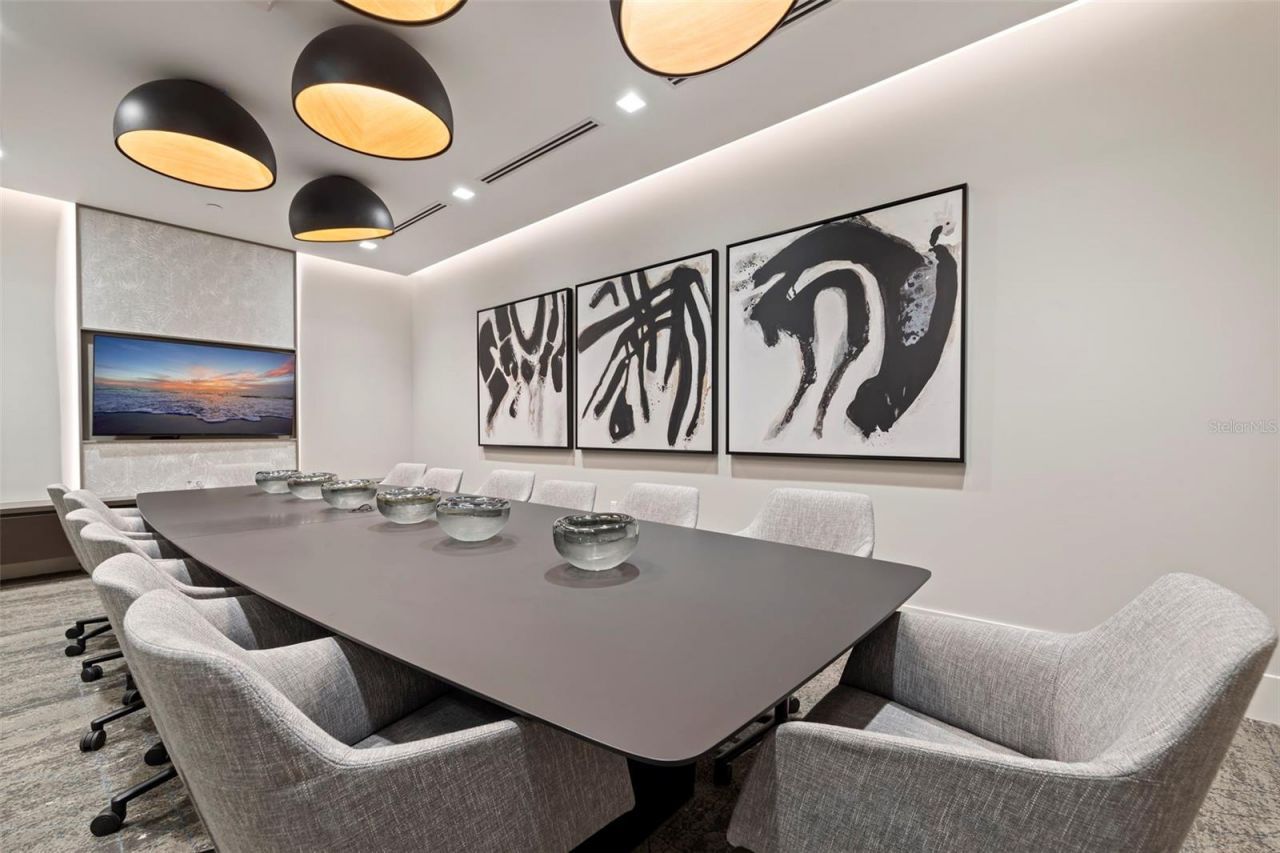 301 1st Street S, Unit 2103, Saint Petersburg, FL 33701 Photo